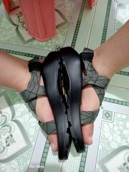 Product Review of Dép Xăng Đan Nam Nữ Chaco Quai Dù D105nn from T** H**g 9** 1