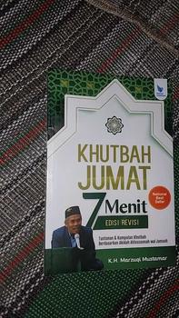 Product Review of Khutbah Jumat 7 Menit berdasarkan Akidah Ahlussunah Wal Jamaah - Edisi Revisi - Marzuqi Mustamar - LN from b**4 0