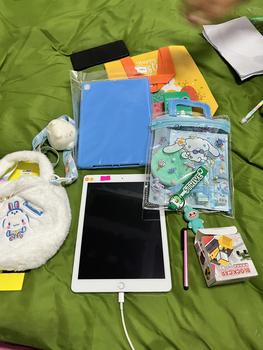 Product Review of ipad Air2 รุ่นแอร์2  ไวฟาย+ใส่ซิม หน้าจอ 9.7 นิ้ว สามารถเลือกสีได้ของแถมสำหรับตกแต่ง ตัวเครื่องสีคละ  เหมาะสำหรับใช้งานครบทุกแบบ น้ำหนักเบา จอบางเบา ประกัน120วัน from N**g 1