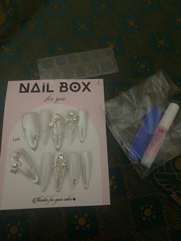 Product Review of (T-38)nail book thiết kế giá rẻ by chichi nail hút mắt mèo đính cham xinh lung linh from m**𐰁 1