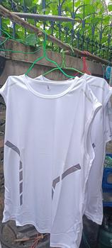 Product Review of เสื้อยืดคอกลม แขนสั้น ผ้าเรยอน แบบบาง ระบายอากาศ ทรงหลวม สไตล์เกาหลี เหมาะกับฤดูร้อน สําหรับผู้ชาย เสื้อยืดวิ่งฝึกซ้อมกีฬาแบบแห้งเร็ว from ภ**ร -**3 2
