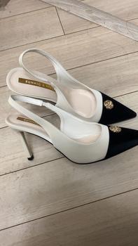 Product Review of Giày cao gót đẹp 8p, giày nữ quai hậu mũi nhọn khoá hoa da nỉ nhung siêu bền đẹp DéP Shoes from M** L**h 1