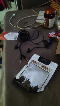 Product Review of Tai nghe dây nhét tai M35 dành riêng cho máy tính bàn PC có 2 giắc cắm 3.5 riêng biệt và có mic hỗ trợ đàm thoại-Poermax Earphone from T**7 0