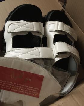 Product Review of Giày Sandal Nữ 2 Lớp 2 Quai Xé May Liền Đế Cao 3cm Mã HNSD3F865 from u**n 0