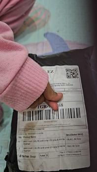 Product Review of jaket mesh ( dry fit) anti sinar UV pria & wanita Nyaman Abu Sport Sports Outerwear & Hoodies Peter Pan Collar Pink jogging outfit Pakaian from L**H 0