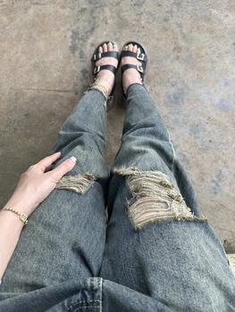 Product Review of YURI JEANS - (Vải QCCao Cấp) Quần Jeans Baggy Màu Dơ Bụi Rách Gối Chất Mền Mịn Dài94cm Nữ Pants from P**g 1