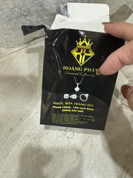 Product Review of Dung Dịch Nước Tẩy Rửa Làm Sạch Trang Sức Độc Quyền Hoàng Phát 150ml (HP) from T**0 1