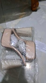 Product Review of (lùi size chân gầy)Dép Guốc nữ 12p -cao gót mũi vuông quay ngang trong mềm đúp trước 3cm. from m**9 0
