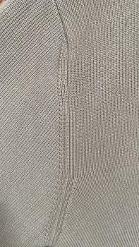 Product Review of Áo khoác cardigan GRAVAS chất liệu cotton dày dặn, mềm mịn, sang trọng, thanh lịch - HUSSIO from D**8 2