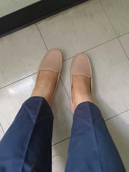 Product Review of All about things 🏡 รองเท้าคัชชูสำหรับสาวๆ รุ่นท็อป กันน้ำ กันลืนดี รุ่น Soft casual shoe นุ่ม สวมใส่สบาย ไม่กัดเท้า พร้อมส่ง **ภาพสินค้าจริง** from N**a 0