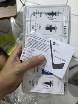 Product Review of Hộp 100 Đinh Tán Chốt Vít Nở Bằng Nhựa Cho Xe Ô Tô(6 kích cỡ)-Cố Định Các Bộ Phận Trên Xe Hơi Kèm Hộp Và Dụng Cụ - COLOR WORLD Phụ Tùng from 🇻**🇳 0