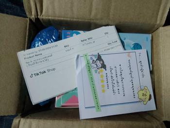 Product Review of Set A เซตคอนแทคเลนส์ (เลือกสีเลือกลายได้) from K**i (**) 0