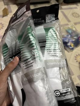 Product Review of ️️️️ ถุงเท้าฟุตบอล Barcode43สี Stripes Socks Victory ระบายอากาศได้ ทุกเพศ ออกกำลังกาย กีฬา Sport from J**3 0