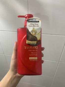 Product Review of Combo Gội Xả - Dầu Gội Tsubaki Premium Repair Tsubaki Không Chứa Silicon. from T**🤍 0