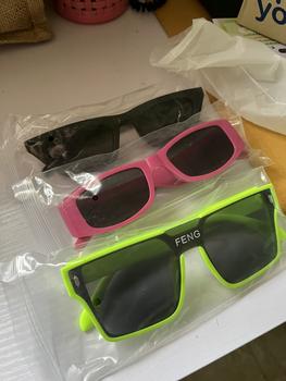 Product Review of แว่น FENG แว่นแฟชั่น แว่นกันแดด [[สินค้าพร้อมส่ง]] from ** N**g ** 0
