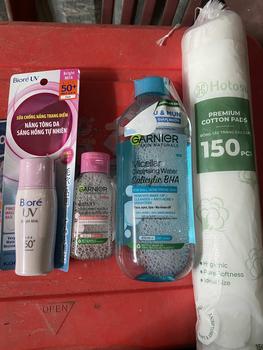 Product Review of Sữa Chống Nắng Bioré SPF50+/PA+++ 30ml UV Bright Milk | HASAKI BEAUTY from T**💫 0