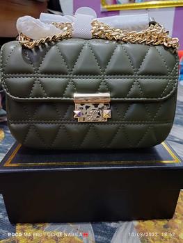 Product Review of PAKET RESELLER PUSAT JIMSHONEY SEMARANG (ISI TAS JAM DOMPET) from U**a 1