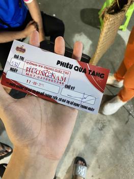 Product Review of JEANS STRAP BOX (8 Túi hộp phối đai) - Quần jeans ống rộng phủ gót chùm giày halo kaki Pants Kem Nữ Denim Ong from C**🦀 0