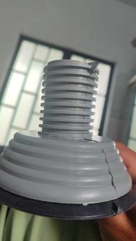 Product Review of Bộ kê 4 chân chống rung chống trượt máy giặt tủ lạnh đế cao su loại tăng giảm được kích thước from Ⓜ**💧 1