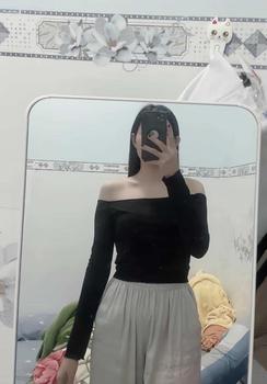 Product Review of Áo Croptop Trễ Vai Basic Ôm Body DE LANA V245 Beige Giraffe from N**n T**h N**n 1