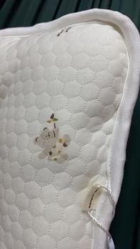 Product Review of Gối sơ sinh chống bẹp đầu chất liệu Bamboo Airmesh chần bông Unbee Cho Bé from N** k** t**h x**! 0