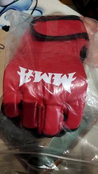 Product Review of นวมชกมวย ถุงมือครึ่งนิ้ว เหมาะสำหรับฝึกซ้อมและ MMA สำหรับผู้ใหญ่ unisex ถุงมือ MMA สำหรับมวยไทย from L**K 0