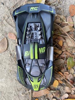 Product Review of [Giảm Sốc] Siêu Xe Điều Khiển Từ Xa Pin Sạc Bugatti Tỉ Lệ 1:20 Siêu Ngầu from K**i L** 1