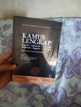 Product Review of Kamus Lengkap Bahasa Inggris Indonesia dan Indonesia Inggris Hasta from m**h s**o 1