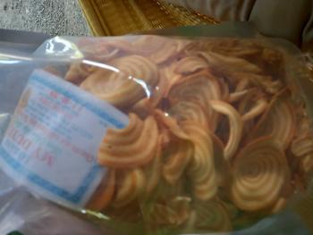 Product Review of BÁNH TAI HEO TRUYỀN THỐNG 1KG GIÒN BÉO THƠM NGON ( BÁNH KẸO MAI THI ) Snack from h**g q** 0** 0