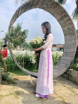 Product Review of Áo dài hoa nhí tím lụa Nhật in 6D _ Mã P64 from Y** L**6 0