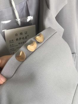 Product Review of Áo khoác blazer áo khoác vest nữ 2 lớp có đệm cầu vai rất đẹp khuy nút cao cấp Voi Women Top from C**h c**m h**g h** 0