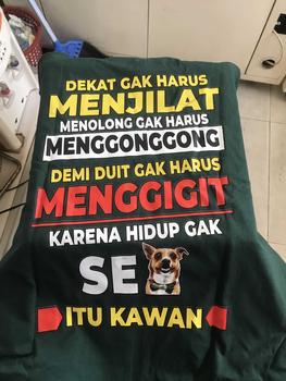 Product Review of Kaos Dekat Gak Harus Menjilat Gak Bahaya Ta Premium Katun Combed Distro 24s Nyaman from u**0 1