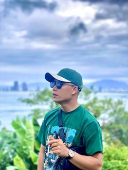 Product Review of Áo Thun Nam Nữ KEBO Menswear Cotton 4 Chiều Phông Basic Cổ Tròn Top 4 MÈO from L** Q**c B** 0