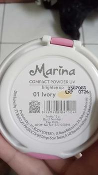 Product Review of MARINA Compact Powder UV Brighten Up Bedak Padat 12gr Peach Wajah from M**r 0
