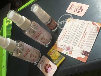 Product Review of Xịt thơm quần áo Fabric Perfume xả khô quần áo - Linen Perfume 50ml. Xịt toàn thân bodymist Nước Hoa Cosmetic from H**g 0
