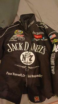 Product Review of Áo Khoác Jack Daniels Vải Kaki 3 Lớp, Có Trần Bông, Logo Hình Trên Áo Được Thiêu Menswear Nam Dài Tay Jacket Tay Dài from Q** N**c P**t 1