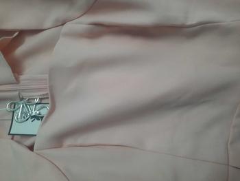 Product Review of áo  sơ mi thiết kếA3 chất chéo thái ba màu đen hồng trắng dáng pelum  kem tác lơ from D**n 0