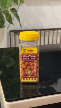 Product Review of Đậu Phộng Da Cá Tỏi Ớt Tân Tân 240g Thơm Ngon Đậm Vị from M** G**1 0