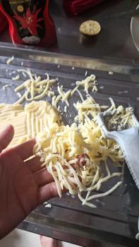 Product Review of [KHÔNG GIAO KHU VỰC MIỀN BẮC VÀ BẮC TRUNG BỘ] 1kg Phô mai kéo sợi mozzarella phô mai kéo sợi from h**7 1