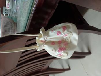 Product Review of Túi Vải Bố Thêu Cho Nữ, Túi Xô Nhỏ, Túi Đeo Chéo from H**g L** 1