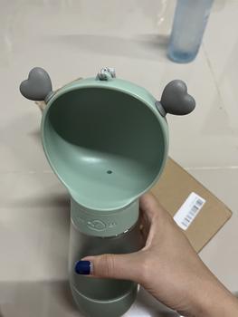 Product Review of พร้อมส่ง ที่ให้น้ำสัตว์เลี้ยงแบบพกพา ขวดน้ำสัตว์เลี้ยง กระบอกน้ำสัตว์เลี้ยง แบบหมุนสะดวก ให้น้ำและอาหาร COD MIP164 from ห**๊ 1