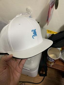 Product Review of Nón VÀNH THẲNG LƯỠI NGẮN logo chữ F nhỏ quai dây gài chất lượng cao Brand One Hat from K** B** 2