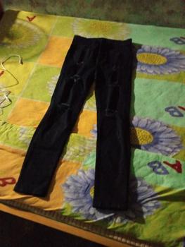 Product Review of QUẦN JEAN NAM DÀI MÀU ĐEN RÁCH ĐÙI RÁCH GỐI CÁ TÍNH MENSWEAR PANTS Có Túi from x** 1