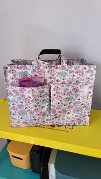 Product Review of กระเป๋าผ้าเคลือบกันน้ำ ทรงใหญ่ กว้าง 16" สูง 12.5" หนา 7.5" ใส่เสื้อผ้าได้ 5-6 ชุด กันน้ำ มีซิป from S**y 0