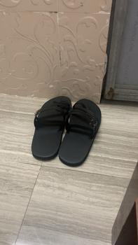Product Review of Dép lê xỏ ngón quai ngang Cao Su Đế Bằng dành cho Nam và nữ from V**h 0