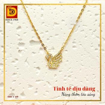 Product Review of Áo phông local brand nữ đen hàn quốc mùa hè áo thun girl phố fashion kèm gấu from B**c 0
