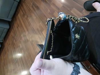 Product Review of กระเป๋าทรงถังพร้อมสายโซ่รุปทรงสี่เหลี่ยม กระเป๋าสะพายข้าง กระเป๋าแฟชั่นผู้หญิง กระเป๋ารุ่นฮิต from ไ**🌻 1