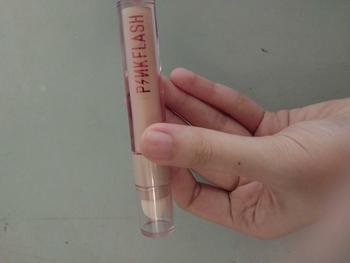 Product Review of Pinkflash - Bộ 2 mỹ phẩm trang điểm, bao gồm 1 đất sét môi + 1 kem che khuyết điểm from H**n 0