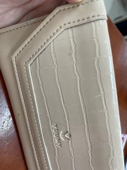 Product Review of Ví Yuumy (  Thời trang nữ kiểu cầm tay dáng dài - Ví da Verein YV91 ) from N**n P**m K** D**u 1