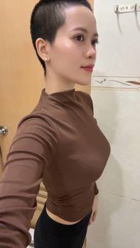 Product Review of Áo croptop tay dài cổ cao 3p mới 2024 thời trang crt Nữ Nâu Thun A2 Voi Women Voan Shirt Jean Kem from N**n T**i C**n 3**4 3